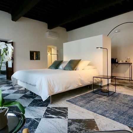 Duomosette Bed & Breakfast Carrara Bagian luar foto