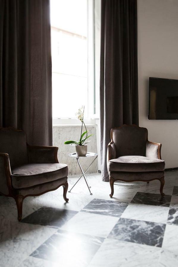 Duomosette Bed & Breakfast Carrara Bagian luar foto