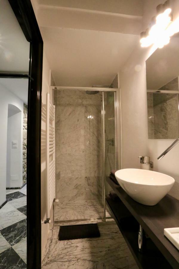 Duomosette Bed & Breakfast Carrara Bagian luar foto