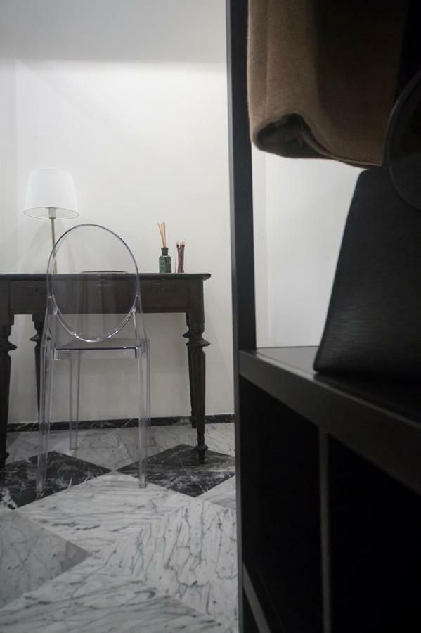 Duomosette Bed & Breakfast Carrara Bagian luar foto