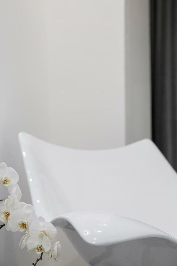 Duomosette Bed & Breakfast Carrara Bagian luar foto